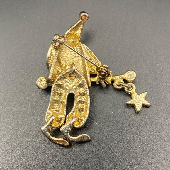 Vintage Gold Tone Dancing Clown Brooch Articulated Rhinestones Star Charm Baton - Picture 5 of 6
